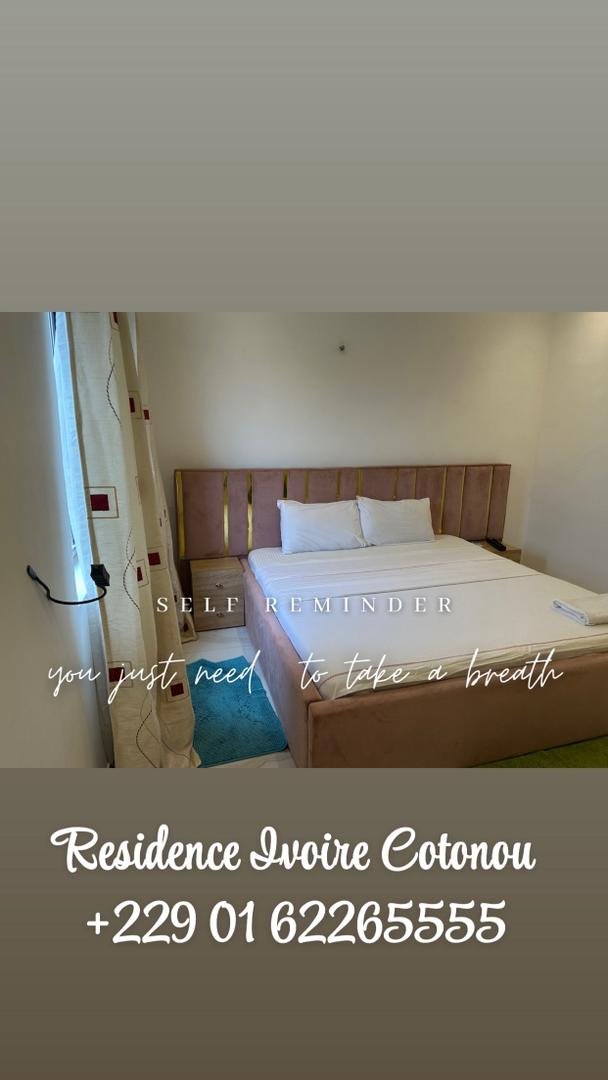 Lire la suite à propos de l’article Résidence Ivoire Cotonou, une adresse discrète qui séduit par son confort et son accessibilité.