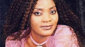 Lire la suite à propos de l’article  »YAYE DÉMIN » DE « MONIQUE SÉKA »/ TEXTE INTÉGRAL