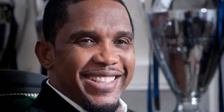 Lire la suite à propos de l’article  »Dégagez maintenant »: Samuel Eto&rsquo;o rabroue un journaliste venu l&rsquo;interviewer.