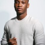 Entrepreneur digital à succès: Wilson Botoyiye, un modèle de résilience pour la jeunesse.