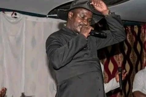 Lire la suite à propos de l’article RDC: Un prêtre  »rappeur » évangélise par le Rap